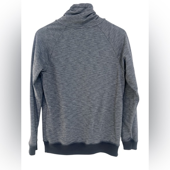 Amari Women’s Pullover Gray - Picture 2 of 6